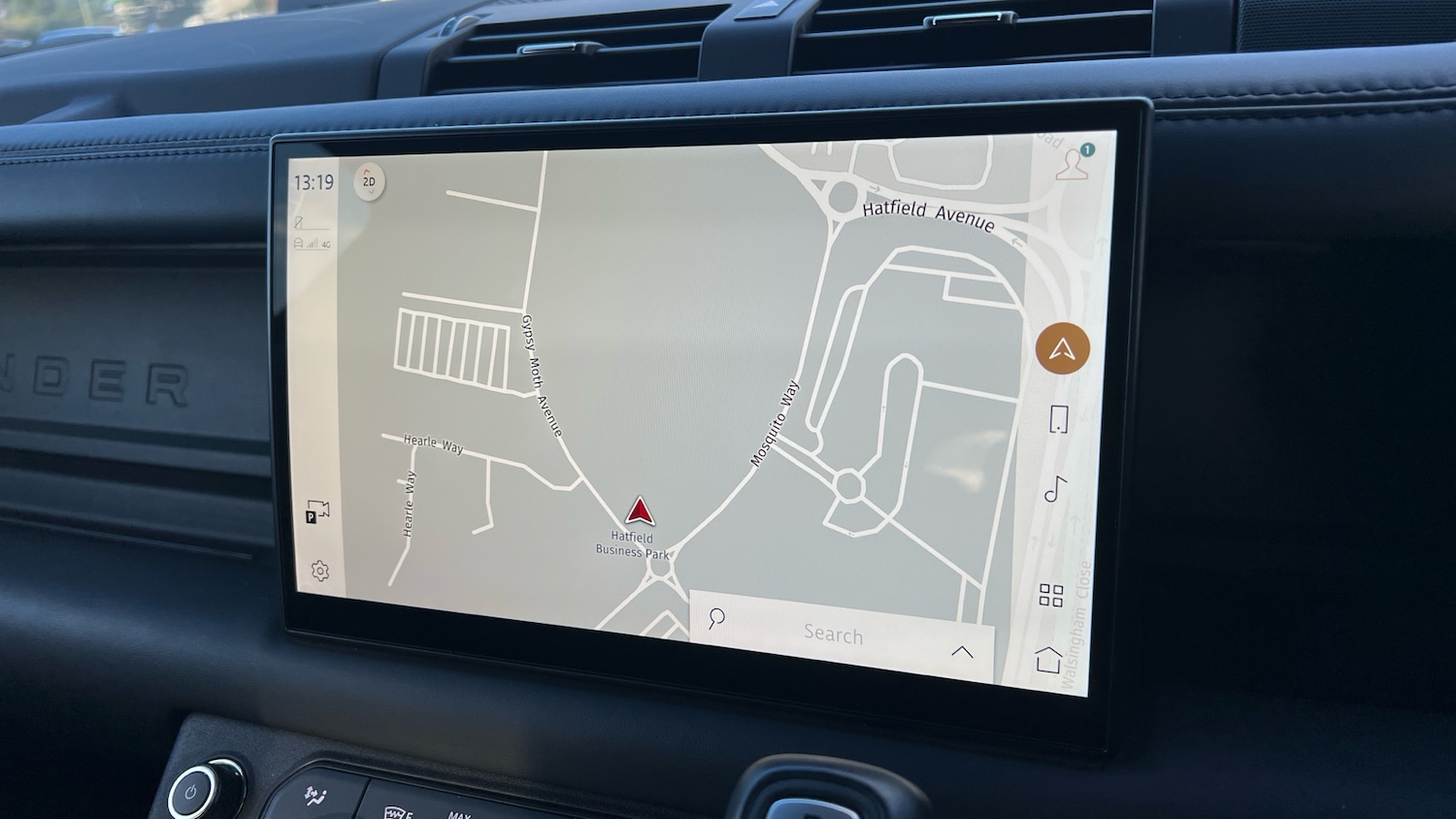 Used Land Rover Defender 2023 for sale - 76770159: Photo 11