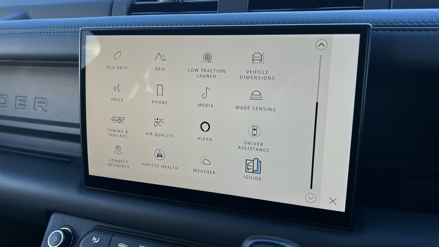 Used Land Rover Defender 2023 for sale - 76770159: Photo 25