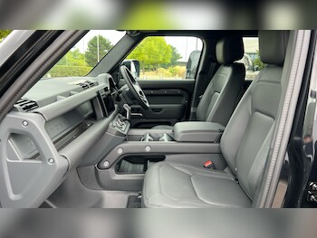 Used Land Rover Defender 2025 for sale - 75633086: Photo