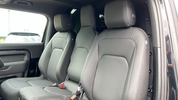 Used Land Rover Defender for sale - 75266834: Photo 4
