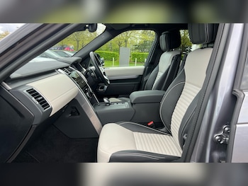 Used Land Rover Discovery 2024 for sale - 78289540: Photo