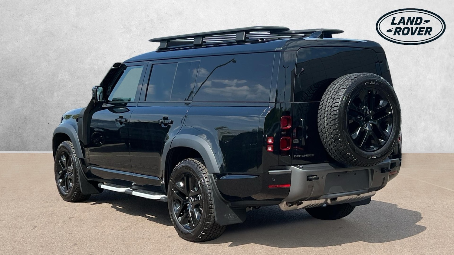 Used Land Rover Defender 2025 for sale - 77610402: Photo 2