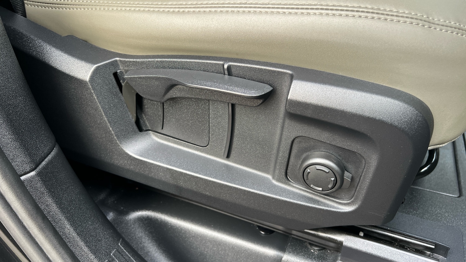 Used Land Rover Defender 2022 for sale - 76368824: Photo 23