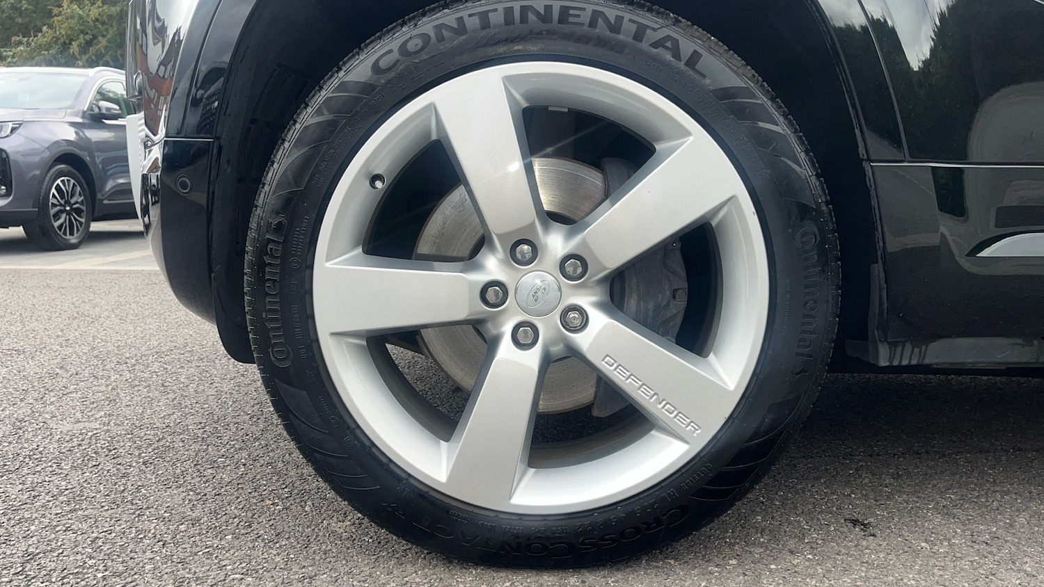 Used Land Rover Defender 2023 for sale - 76699586: Photo 24