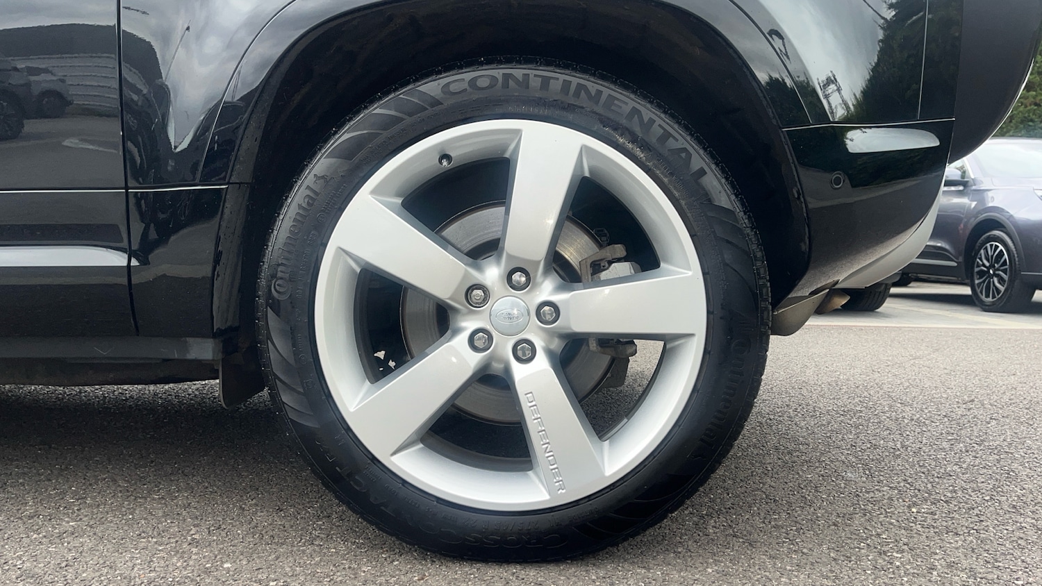 Used Land Rover Defender 2023 for sale - 76699586: Photo 8