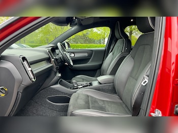 Used Volvo XC40 2019 for sale - 78154761: Photo