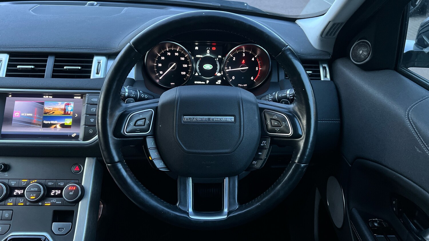 Used Land Rover Range Rover Evoque 2018 for sale - 77409393: Photo 15