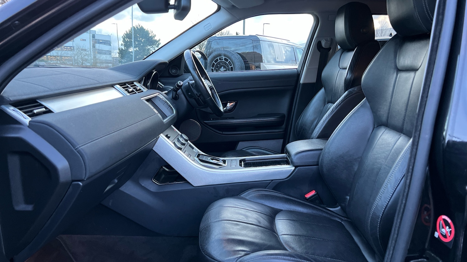 Used Land Rover Range Rover Evoque 2018 for sale - 77409393: Photo 3