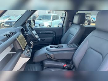 Used Land Rover Range Rover Sport 2026 for sale - 79359610: Photo