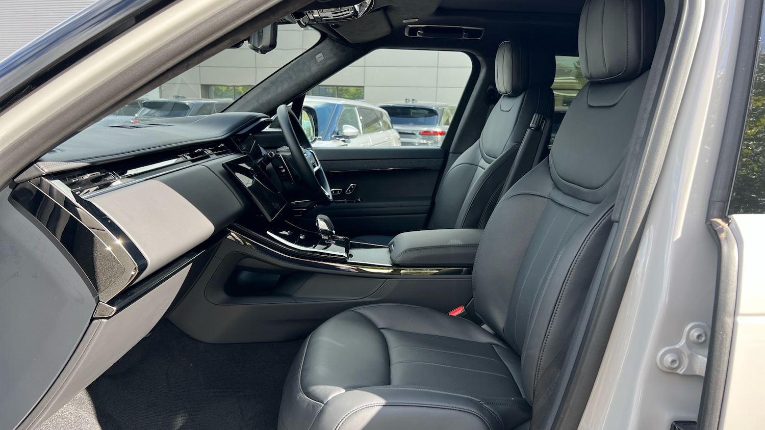 Used Land Rover Range Rover Sport for sale - 77837109: Photo 3