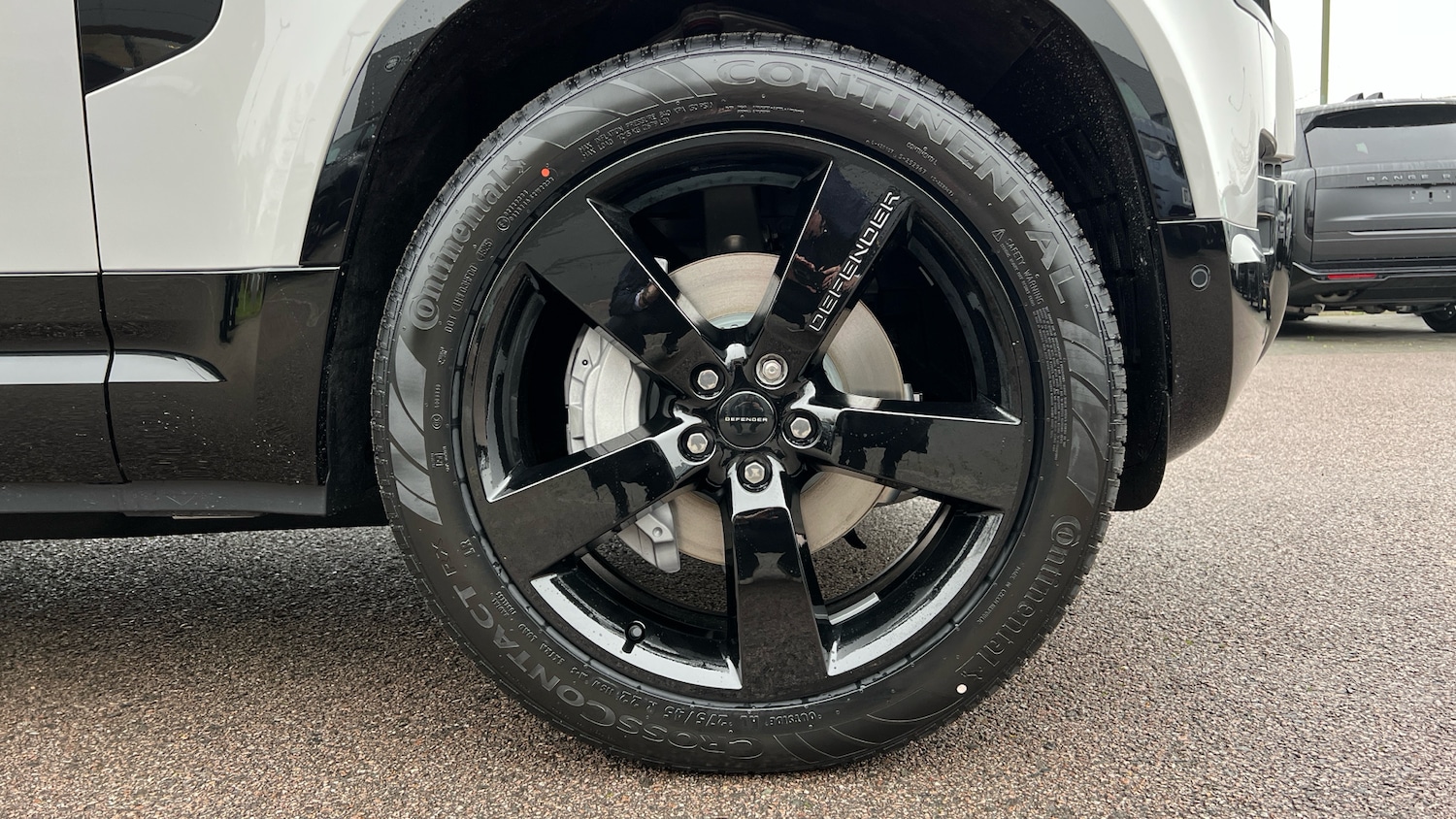 Used Land Rover Defender for sale - 77140540: Photo 8