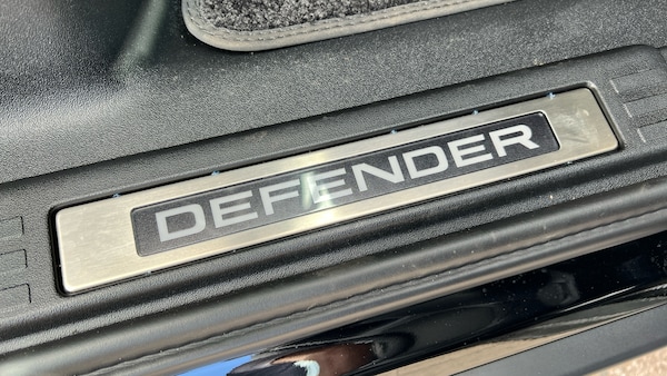 Used Land Rover Defender for sale - 76010636: Photo 21