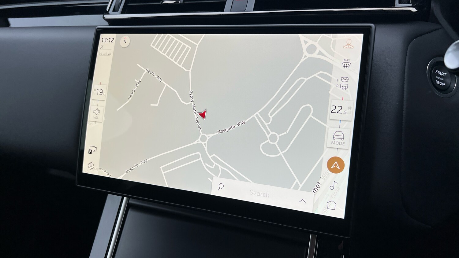 Used Land Rover Range Rover Velar 2023 for sale - 76368837: Photo 11