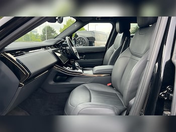 Used Land Rover Range Rover Sport 2024 for sale - 76224919: Photo 3