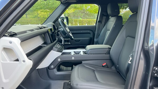 Used Land Rover Defender for sale - 76057625: Photo 3