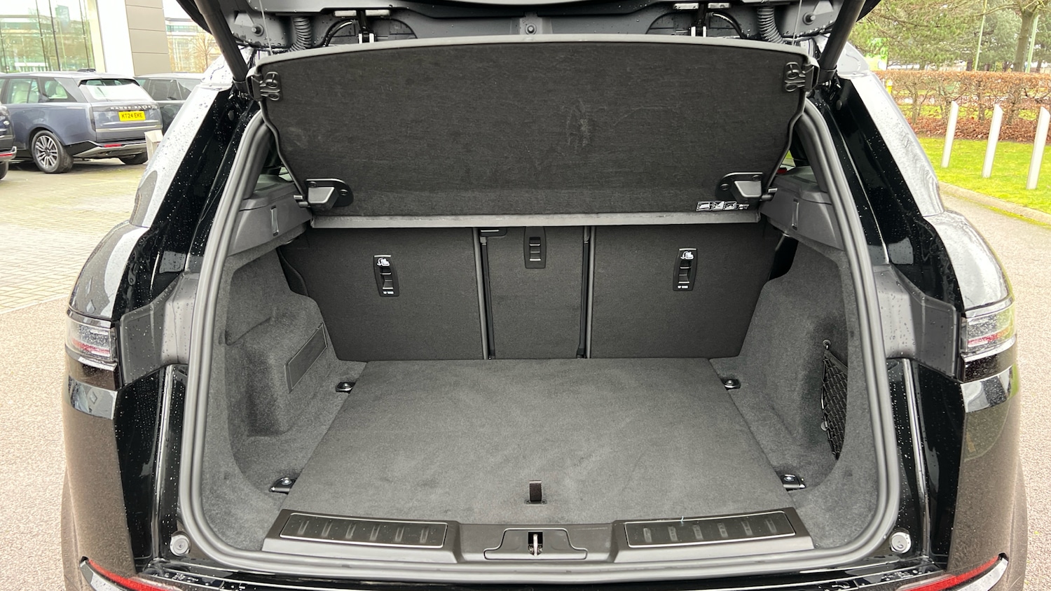 Used Land Rover Range Rover Evoque 2025 for sale - 77107573: Photo 10