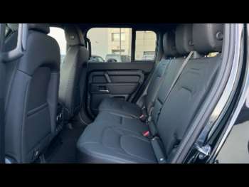 Used Land Rover Defender 2025 for sale - 73598593: Photo