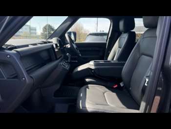 Used Land Rover Defender 2025 for sale - 74676970: Photo