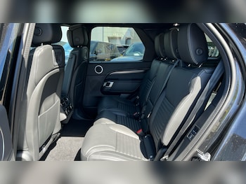 Used Land Rover Discovery 2026 for sale - 78402881: Photo