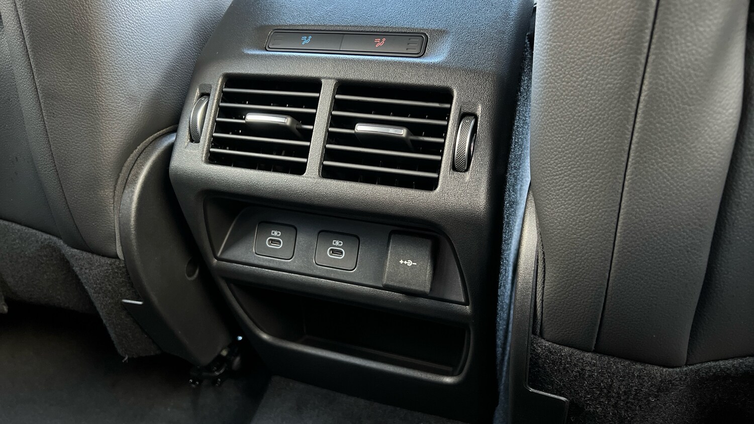 Used Land Rover Discovery Sport for sale - 76910962: Photo 18