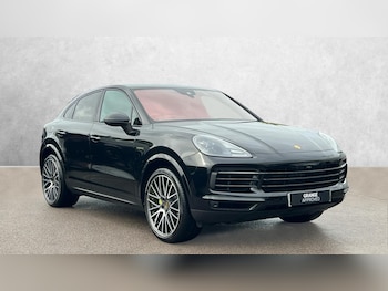 E-Hybrid Platinum Edition 5dr Tiptronic S With PAS