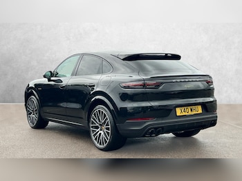 Used Porsche Cayenne 2022 for sale - 75925297: Photo