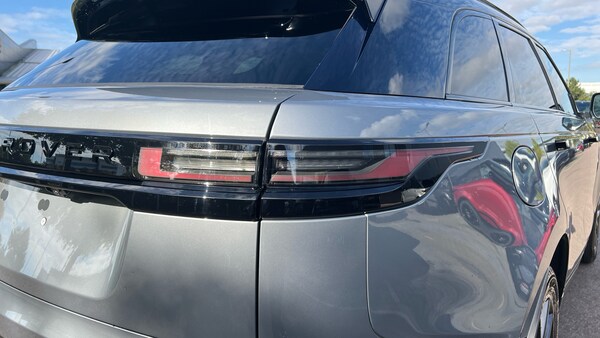 Used Land Rover Range Rover Velar 2025 for sale - 75656306: Photo 11
