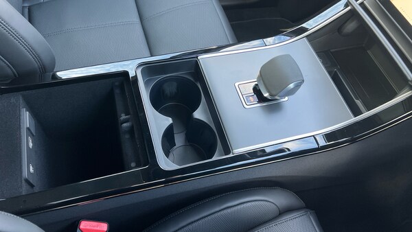 Used Land Rover Range Rover Velar 2025 for sale - 75656306: Photo 23