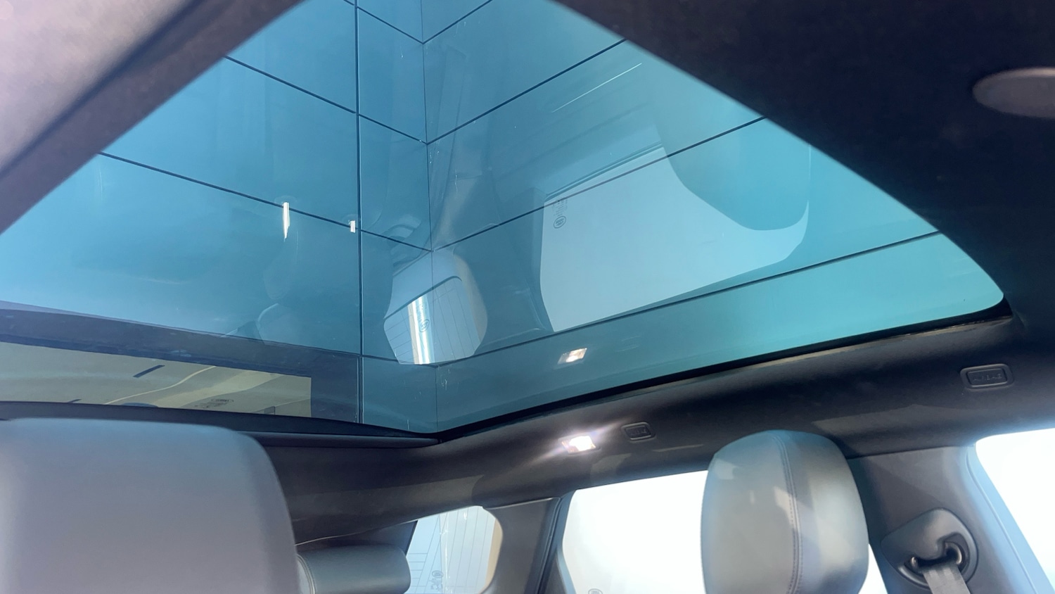 Used Land Rover Range Rover Evoque 2022 for sale - 76699583: Photo 25