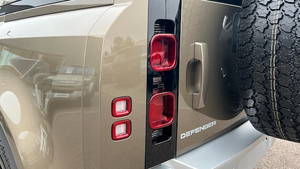 Used Land Rover Defender for sale - 75621546: Photo 19