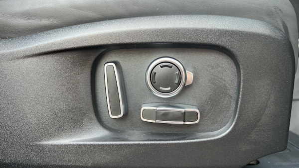 Used Land Rover Defender for sale - 74507062: Photo 23