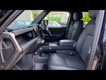 Used Land Rover Defender 2024 for sale - 74507062: Photo
