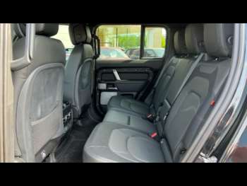 Used Land Rover Defender 2024 for sale - 74507062: Photo