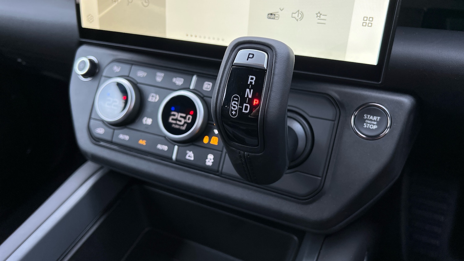 Used Land Rover Defender for sale - 77385127: Photo 13