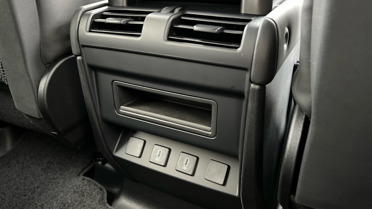 Used Land Rover Defender for sale - 77385127: Photo 18