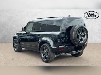 Used Land Rover Defender 2026 for sale - 79575701: Photo