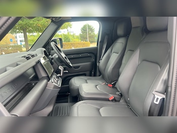 Used Land Rover Defender 2026 for sale - 79575701: Photo