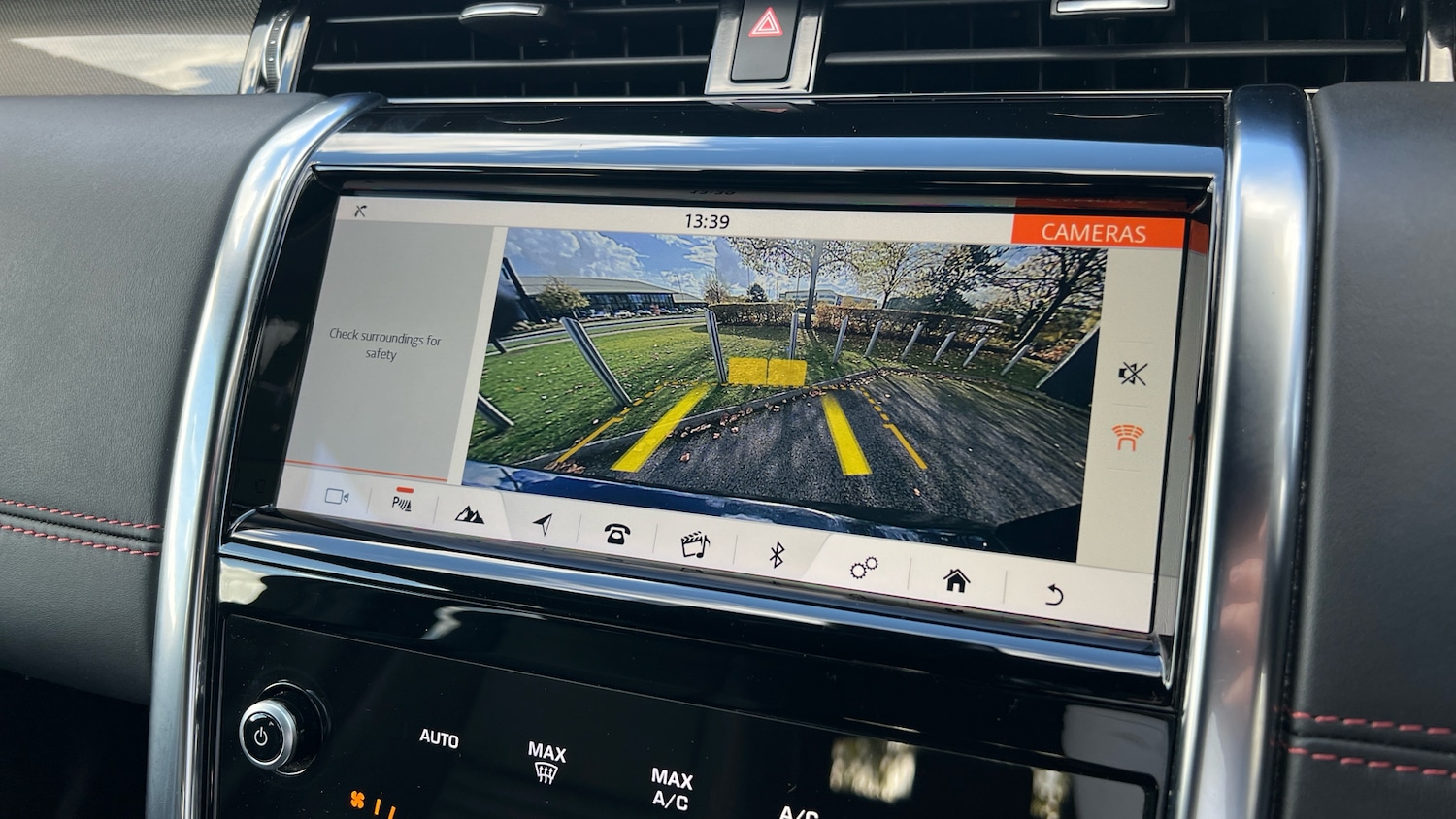 Used Land Rover Discovery Sport 2020 for sale - 76324918: Photo 12