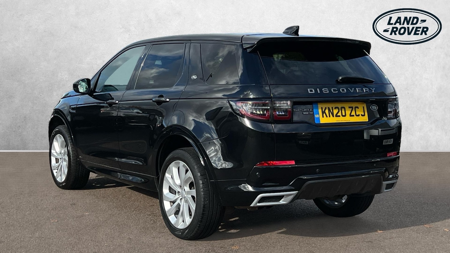 Used Land Rover Discovery Sport 2020 for sale - 76324918: Photo 2