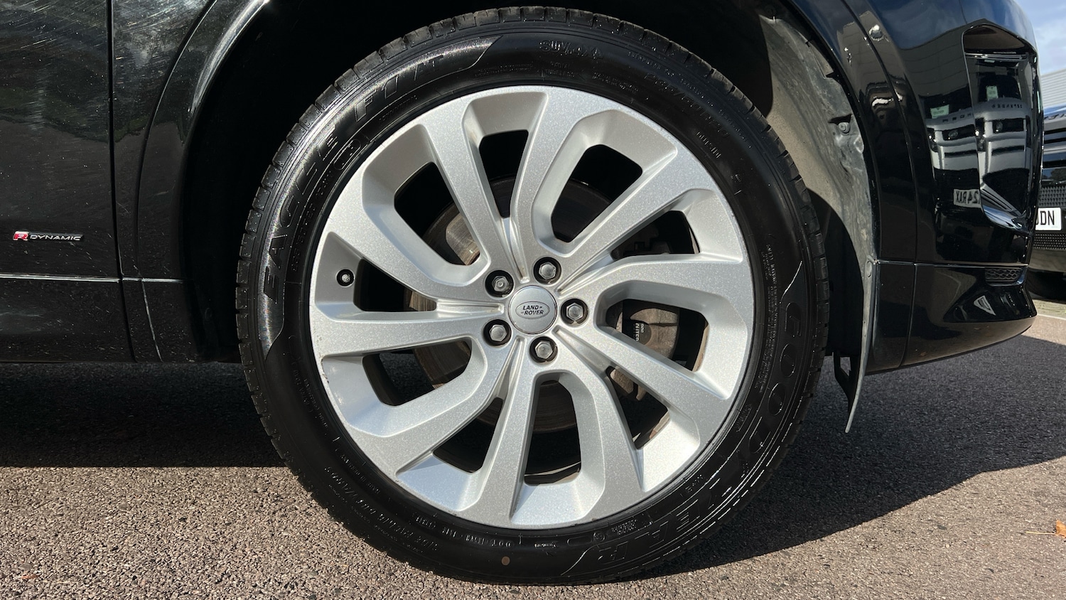 Used Land Rover Discovery Sport 2020 for sale - 76324918: Photo 8