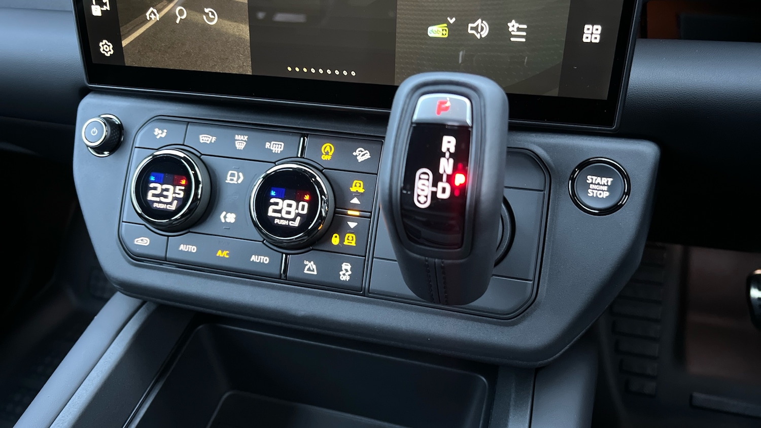 Used Land Rover Defender for sale - 76864109: Photo 13