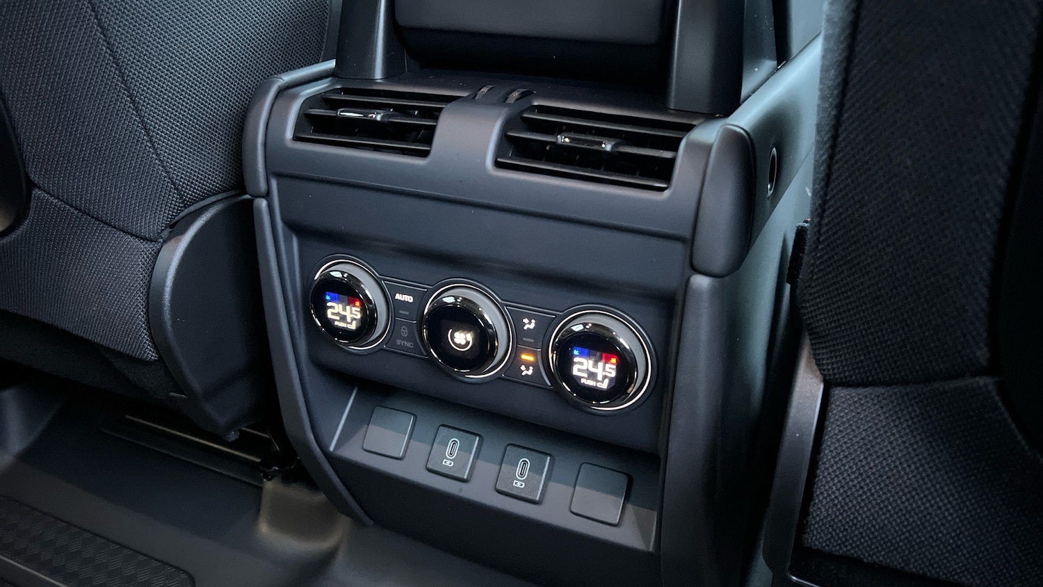 Used Land Rover Defender for sale - 76864109: Photo 18