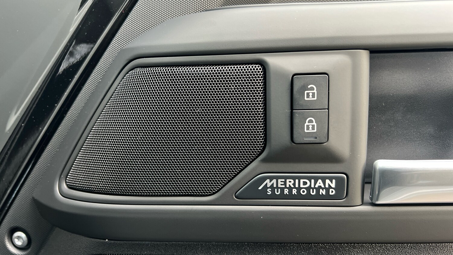 Used Land Rover Defender for sale - 76643236: Photo 24