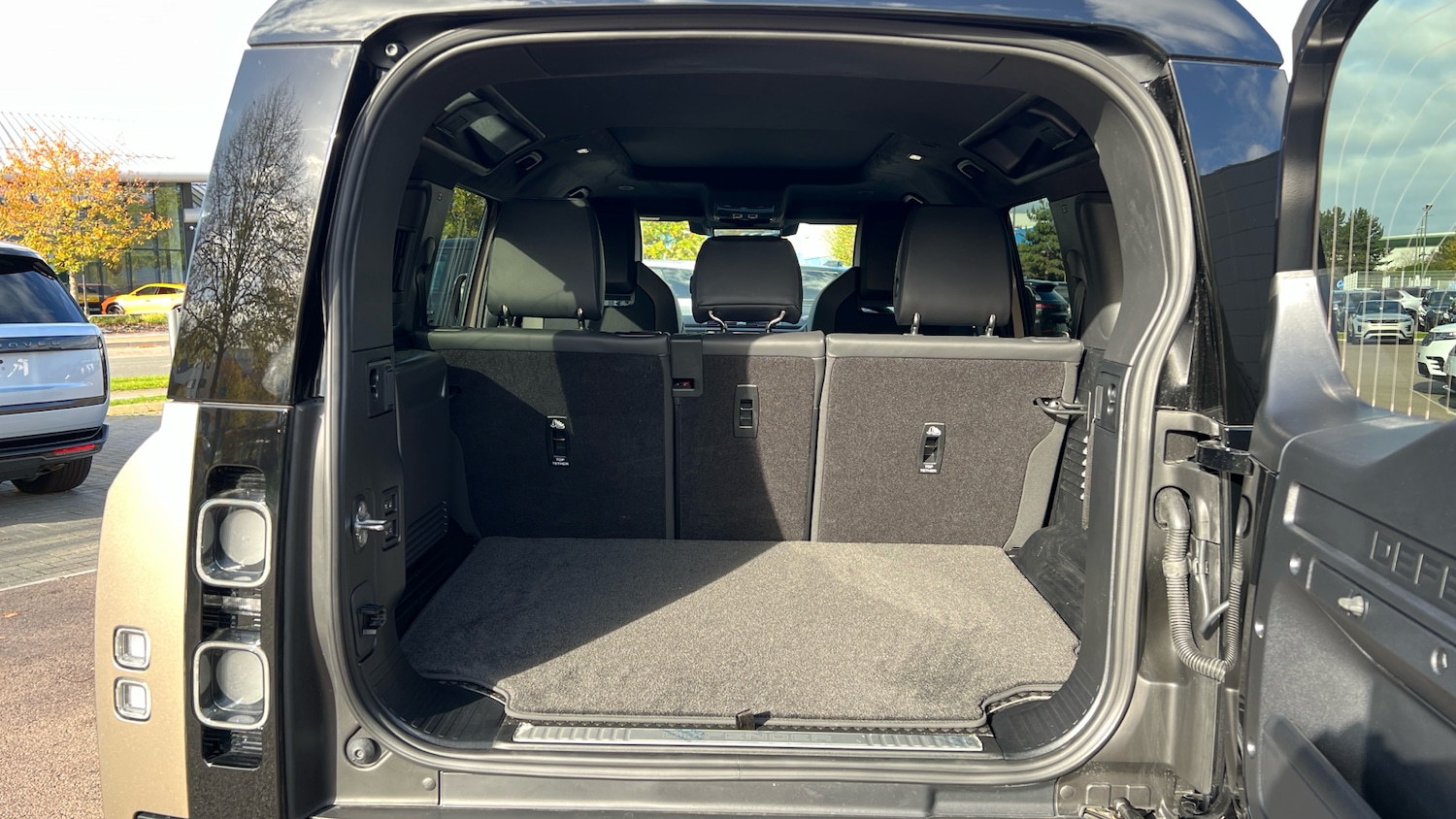 Used Land Rover Defender for sale - 76387047: Photo 10