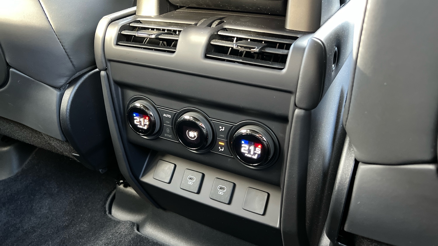 Used Land Rover Defender for sale - 76387047: Photo 18