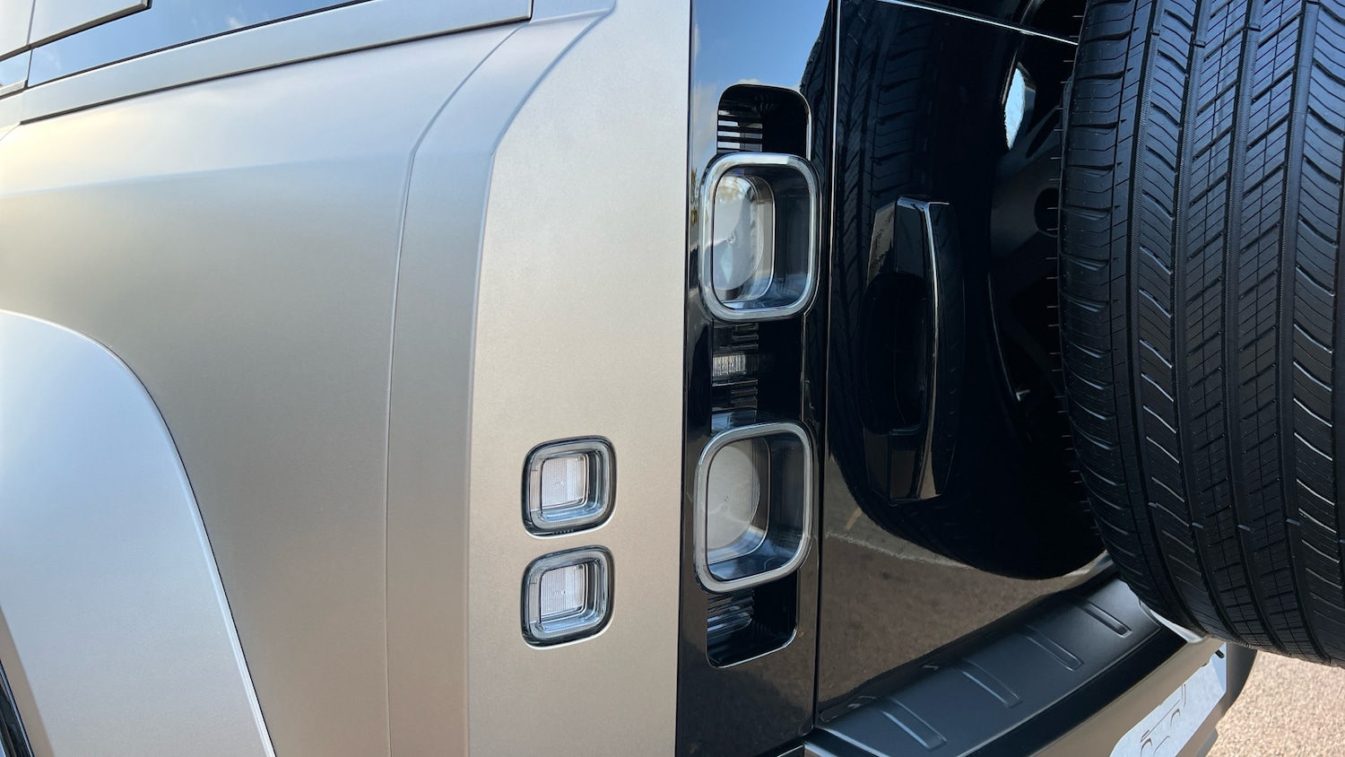 Used Land Rover Defender for sale - 76387047: Photo 19