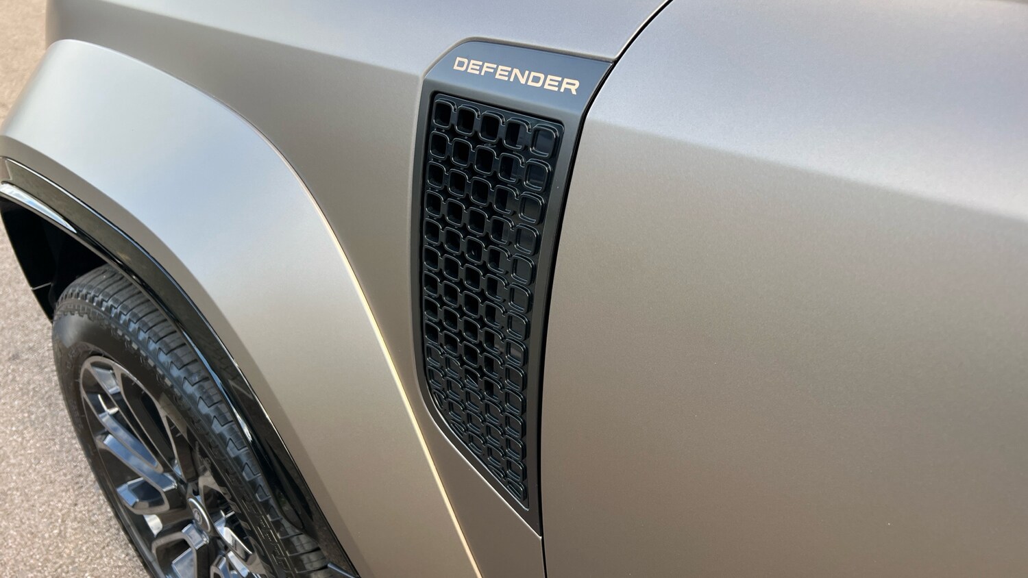 Used Land Rover Defender for sale - 76387047: Photo 20