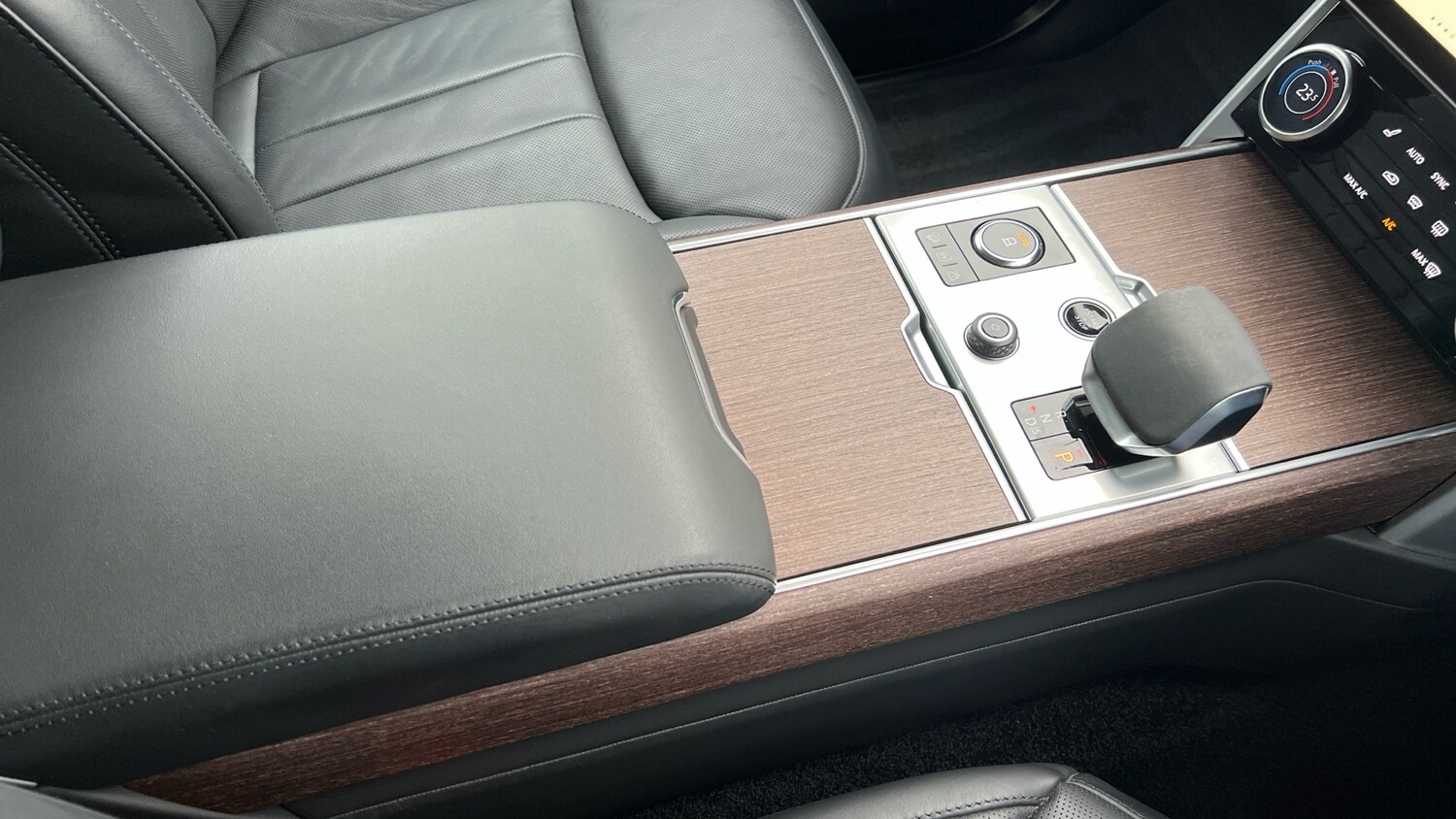 Used Land Rover Range Rover 2023 for sale - 76924244: Photo 25