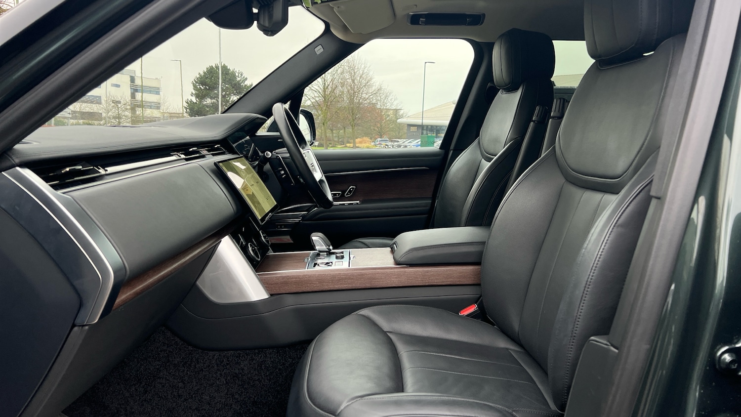 Used Land Rover Range Rover 2023 for sale - 76924244: Photo 3