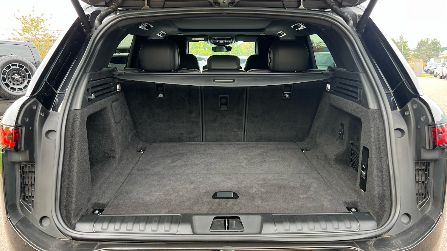 Used Land Rover Range Rover Sport 2023 for sale - 75925312: Photo 10